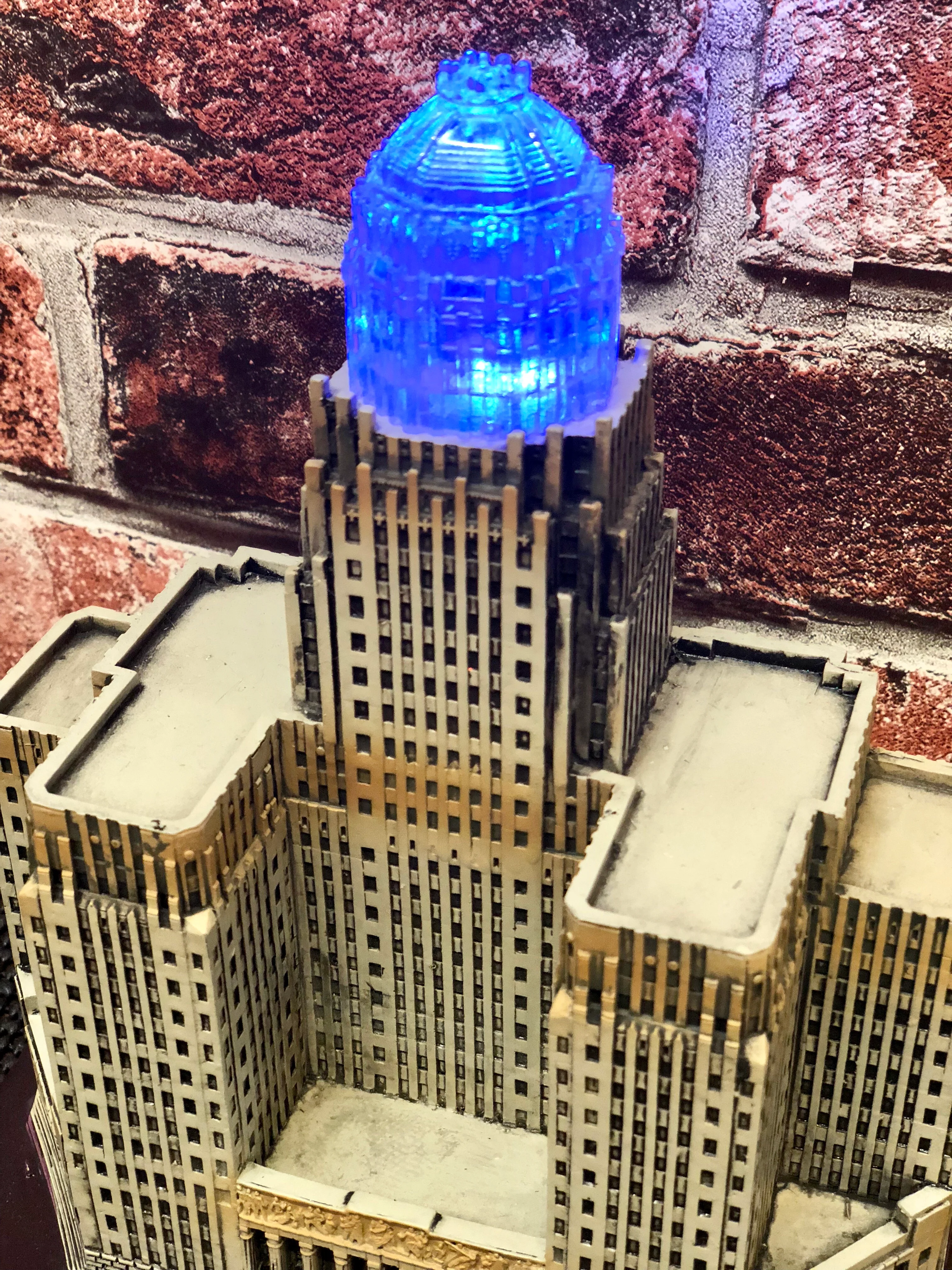Buffalo City Hall Light-Up Statue - Image 3