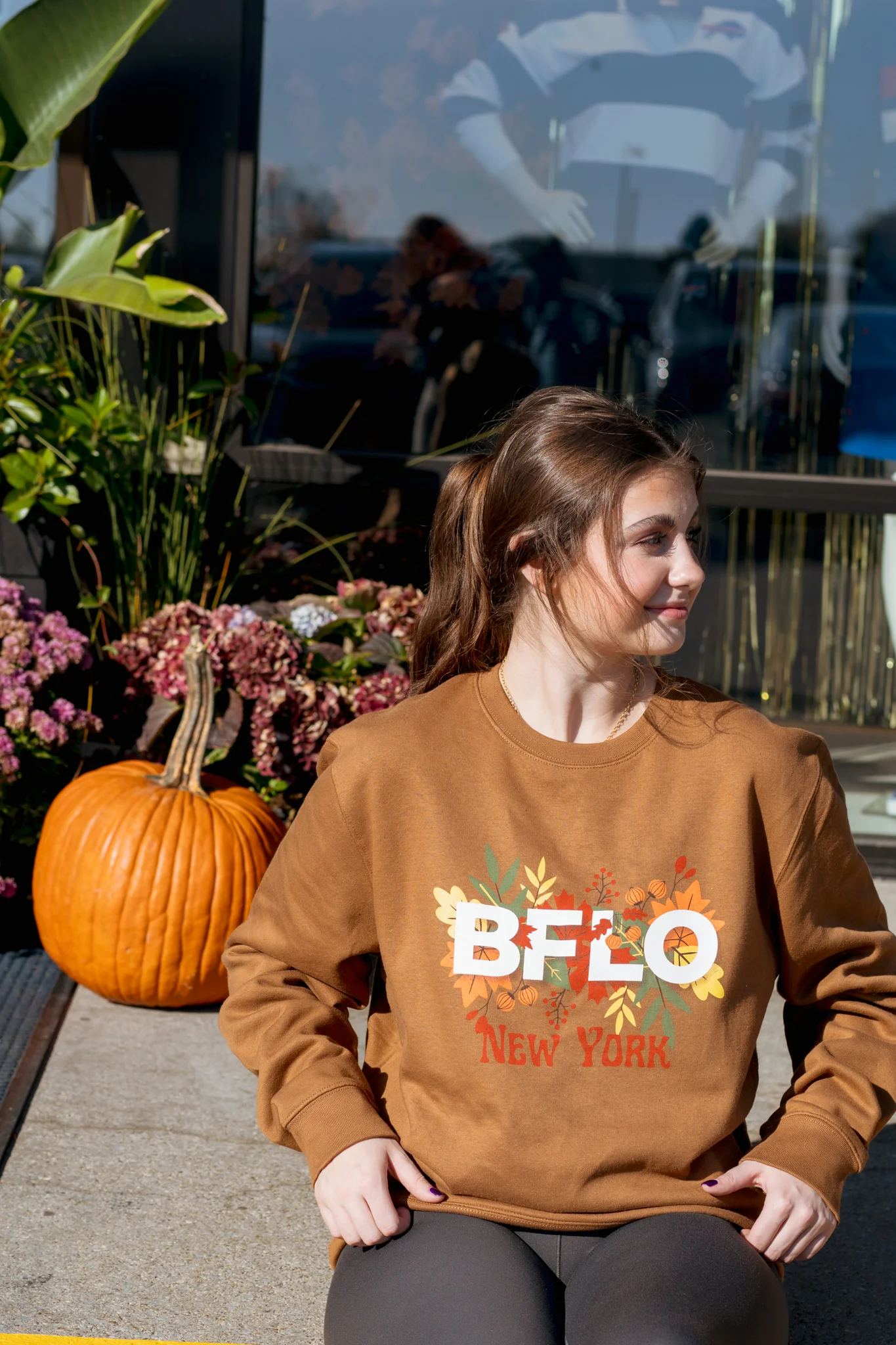 BFLO New York Fall Duck Brown Crewneck - Image 4