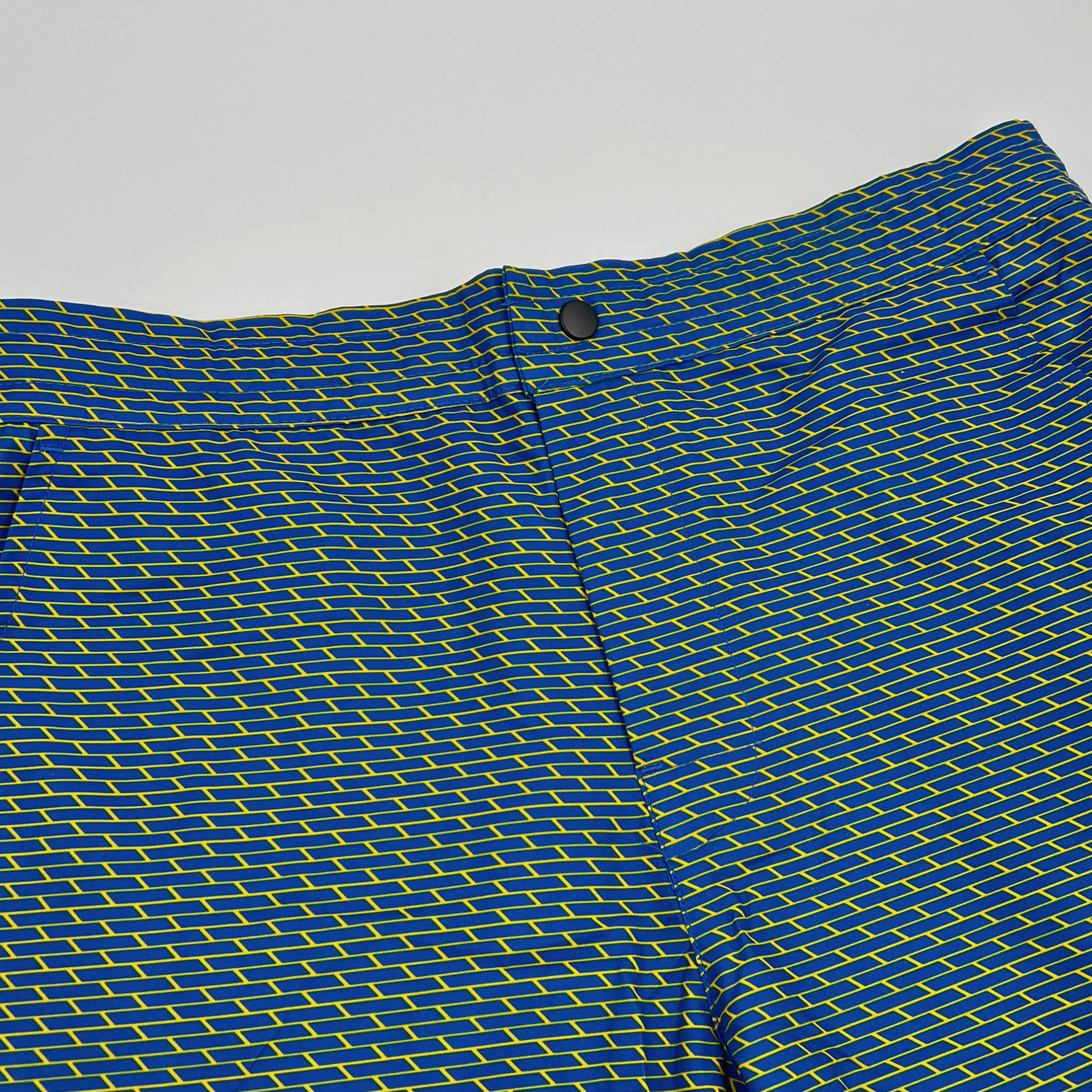 Buffalo Sabres Primary Logo Heathered Hybrid Walking Short - Image 3