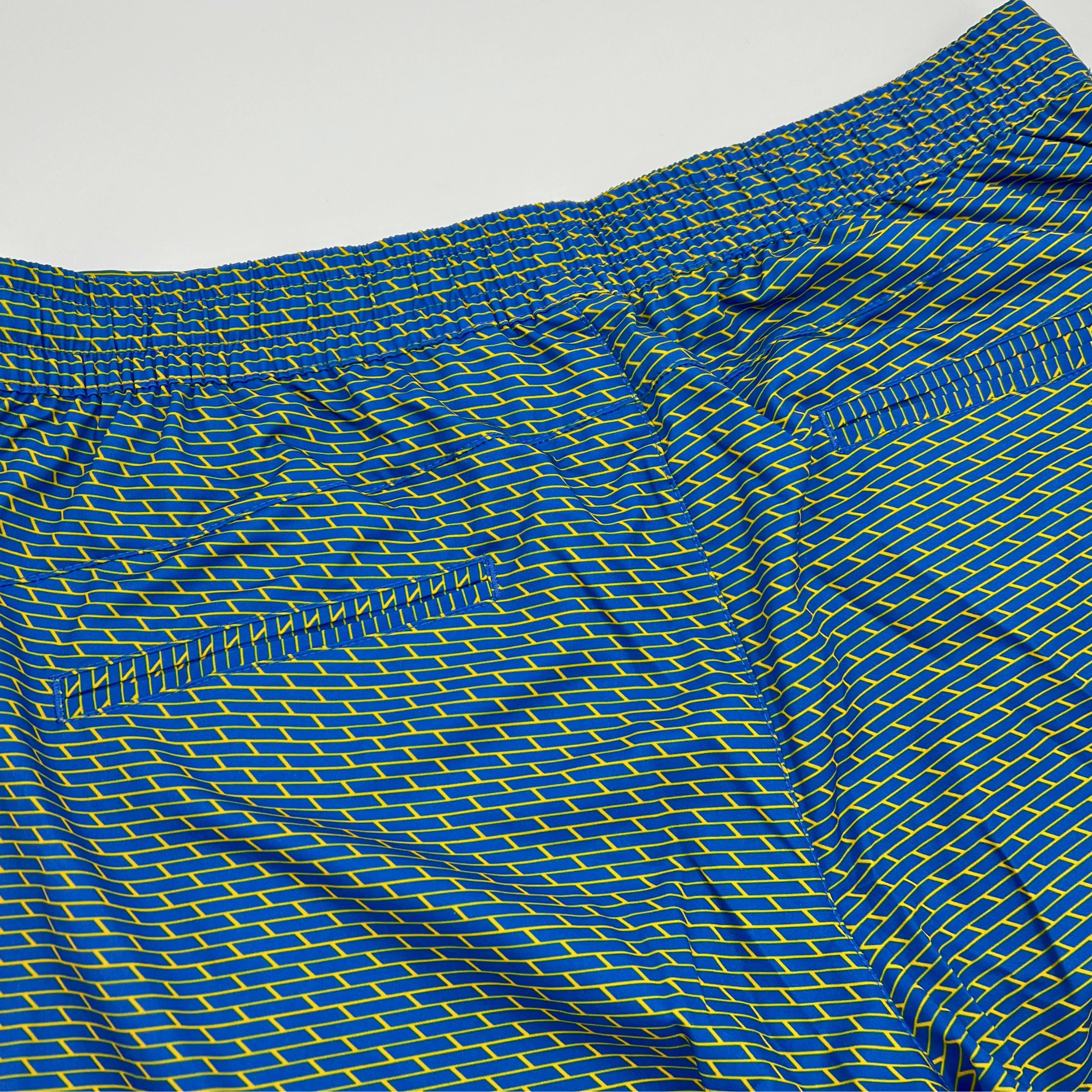Buffalo Sabres Primary Logo Heathered Hybrid Walking Short - Image 4