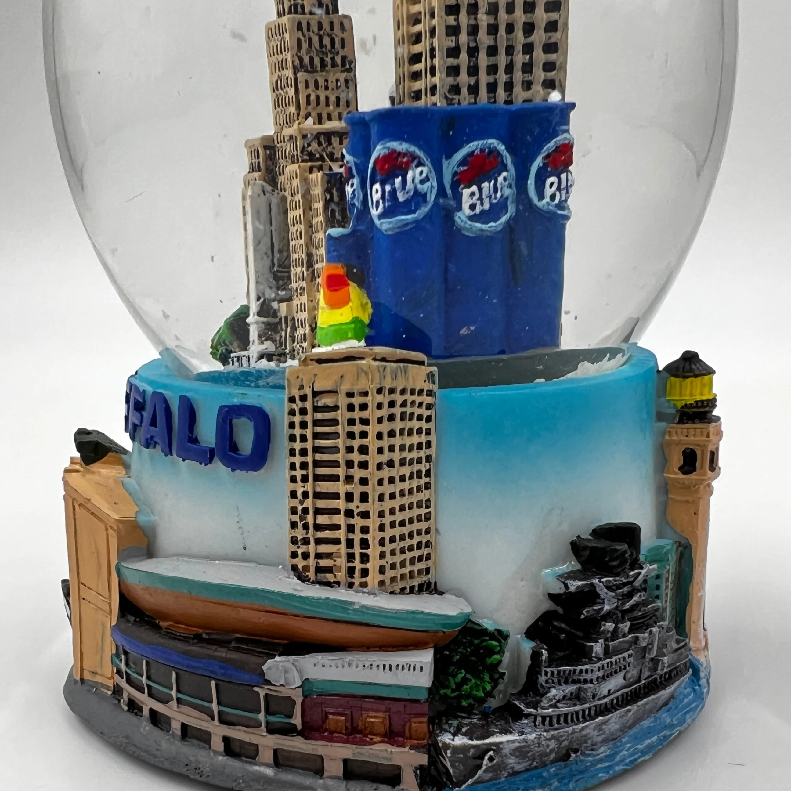 Buffalo Skyline Snow Globe - Image 5